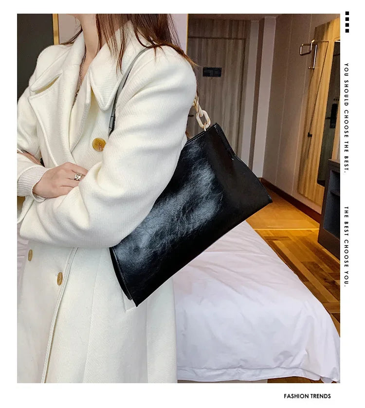 Sac Émeraude Structuré - Chaîne Dorée Luxe